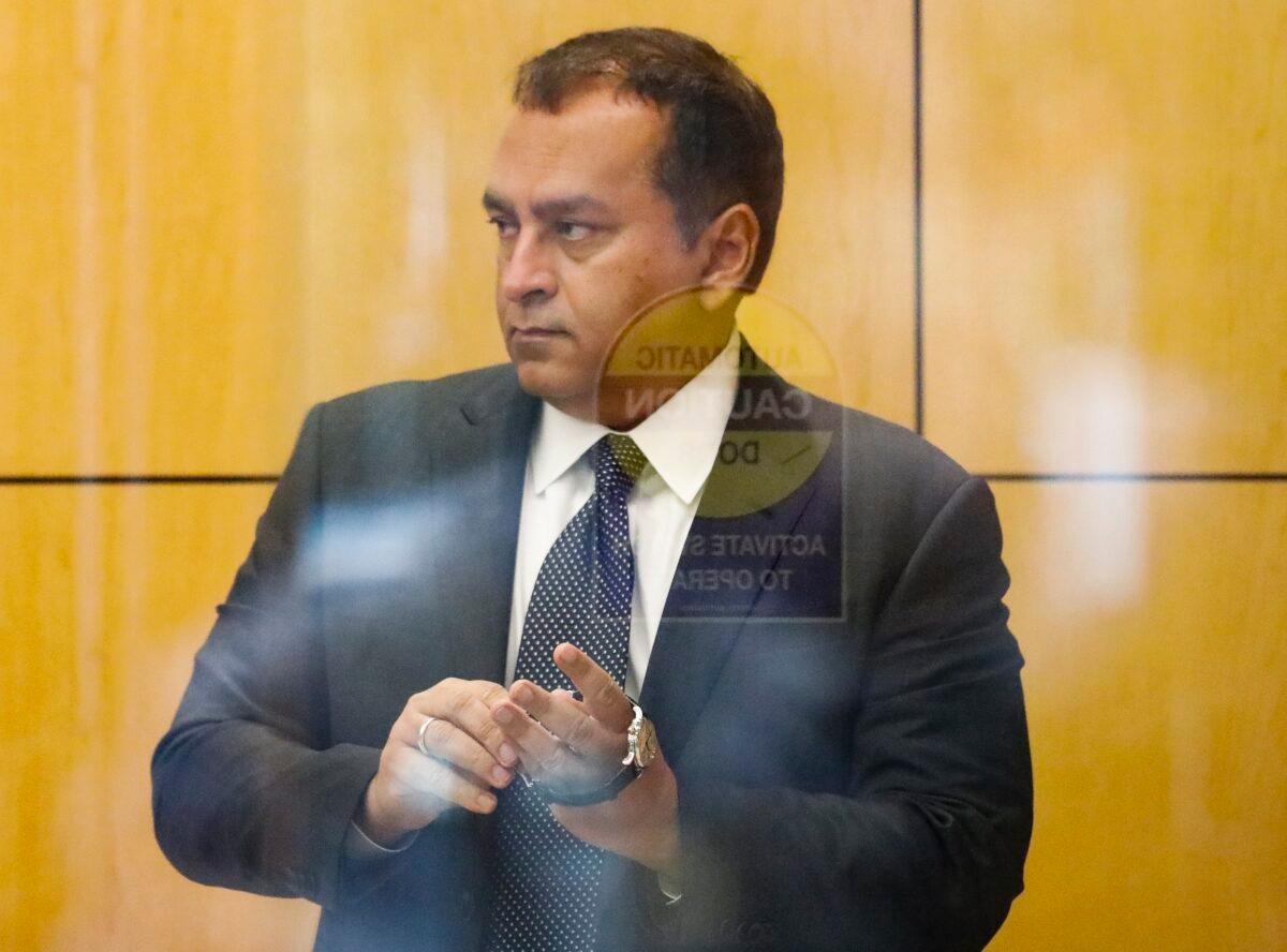 Former Theranos COO Ramesh Balwani appears in federal court for a status hearing in San Jose, Calif., on July 17, 2019. (Kimberly White/Getty Images)