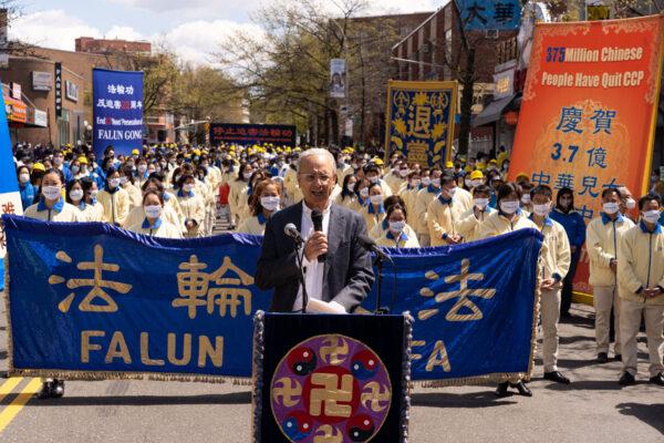 Alan Adler, chair of the New York-based Friends of Falun Gong, speaks at a rally in Flushing, New York, on April 18, 2021, to commemorate the 22nd anniversary of the April 25th peaceful appeal of 10,000 Falun Gong practitioners in Beijing. (Larry Dye/The Epoch Times)