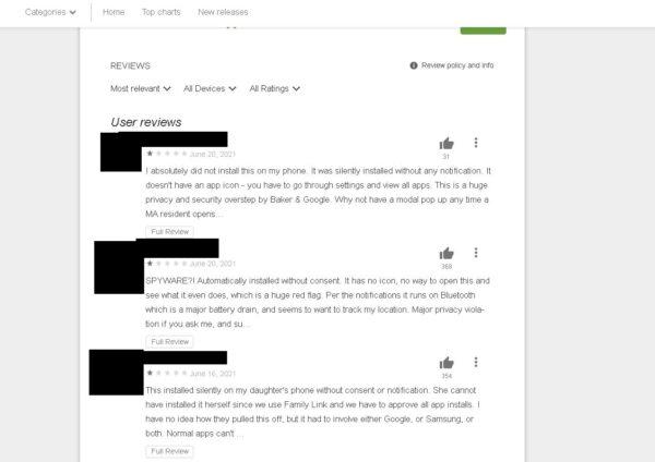 A screenshot shows Android users complaining about MassNotify being installed allegedly without notifying them. The black boxes were added by The Epoch Times. (Google Play Store website via The Epoch Times)