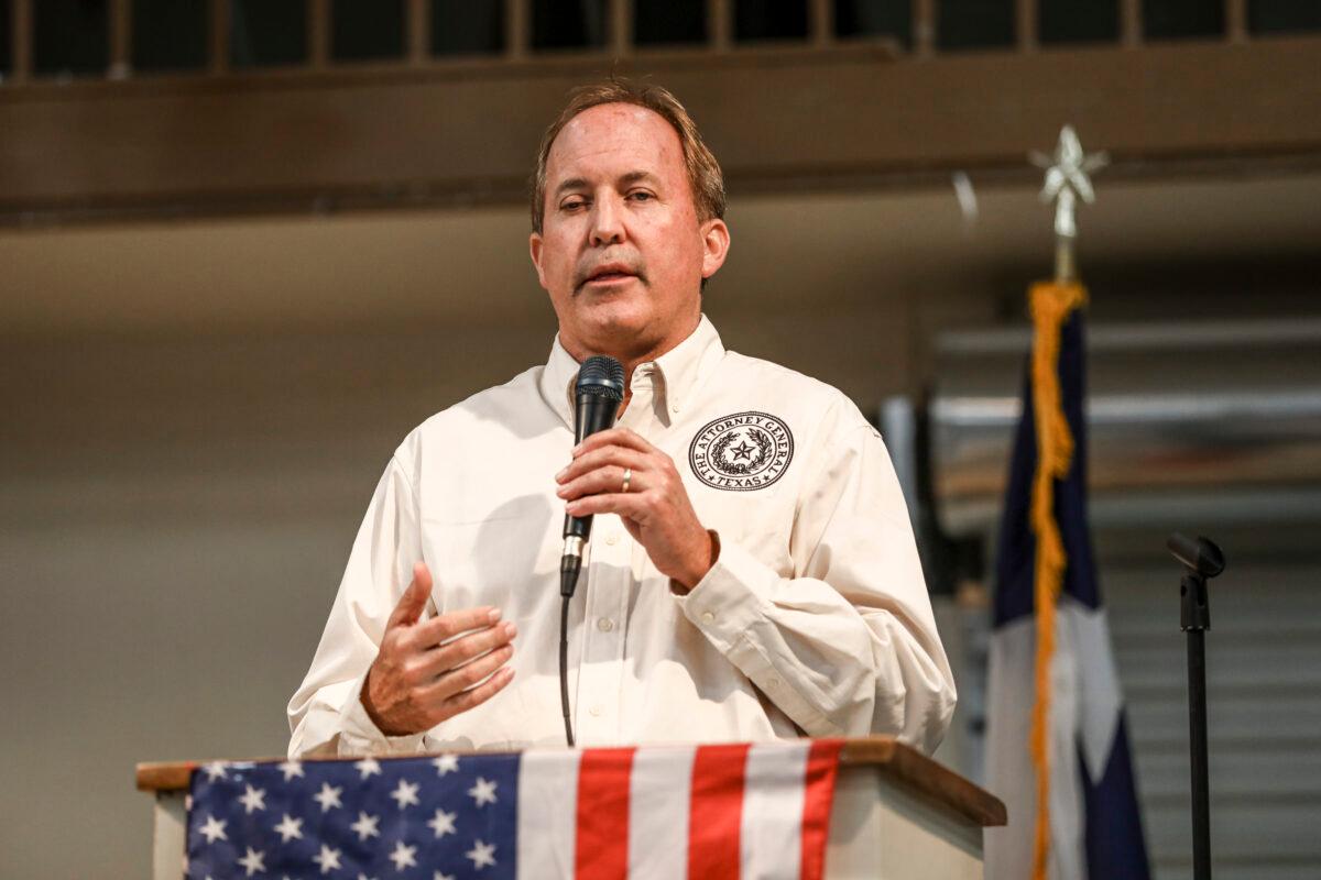 Texas Attorney General Ken Paxton speaks at a border town hall in Brackettville, Texas, on Oct. 11, 2021. (Charlotte Cuthbertson/The Epoch Times)