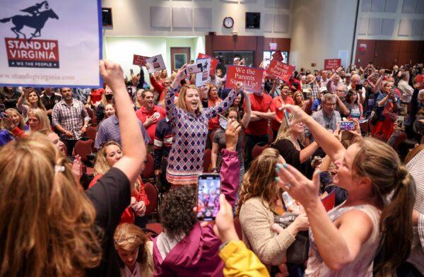 A crowd is seen at a Loudoun County school board meeting in Ashburn, Va., in a file photograph. (Evelyn Hockstein/Reuters)