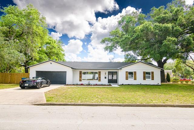 A Maitland, Fla., single-family home sold for $470,000. (Courtesy of Young Real Estate, Florida)
