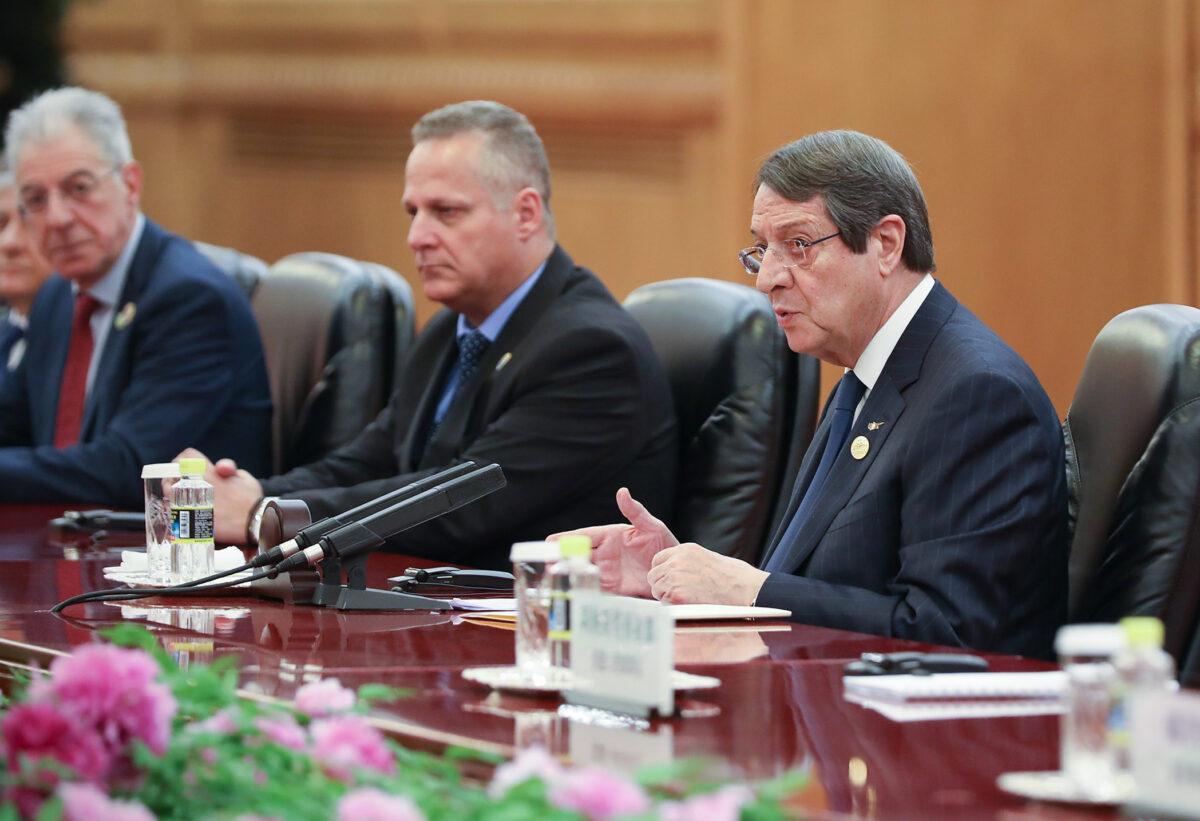 Cypriot President Nicos Anastasiades (R) and his delegation meet with the Chinese leader during the second Belt and Road Forum in Beijing on April 25, 2019. (Andrea Verdelli/Pool/Getty Images)