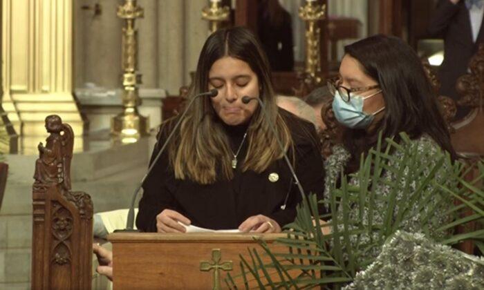 Dominique Luzuriaga (L), widow of slain NYPD Officer Jason Rivera, speaks at her husband's funeral at St. Patrick's Cathedral in New York on Jan. 28, 2022. (Pool via AP/Screenshot via The Epoch Times)