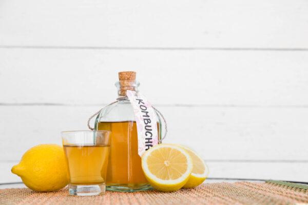 With just a little planning, you can brew your own kombucha at home. (Shutterstock)