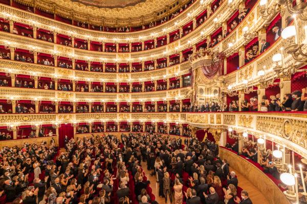 The royal box holds a key position and extends over two levels of the auditorium. Exotic palms support the box and the royal crown forms its canopy. (Luciano Romano/Teatro di San Carlo)