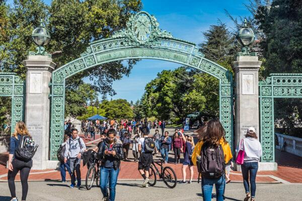 Students pass through Sather Gate of the college campus at the University of California–Berkeley in a file photo. (David A. Litman/Shutterstock)