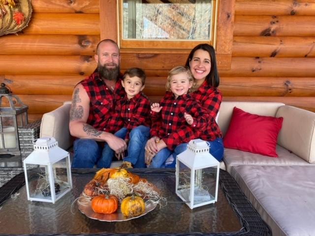 Tatiana Wallace and her husband, Travis Brent Wallace, with their sons. (Courtesy ofTatiana Wallace)