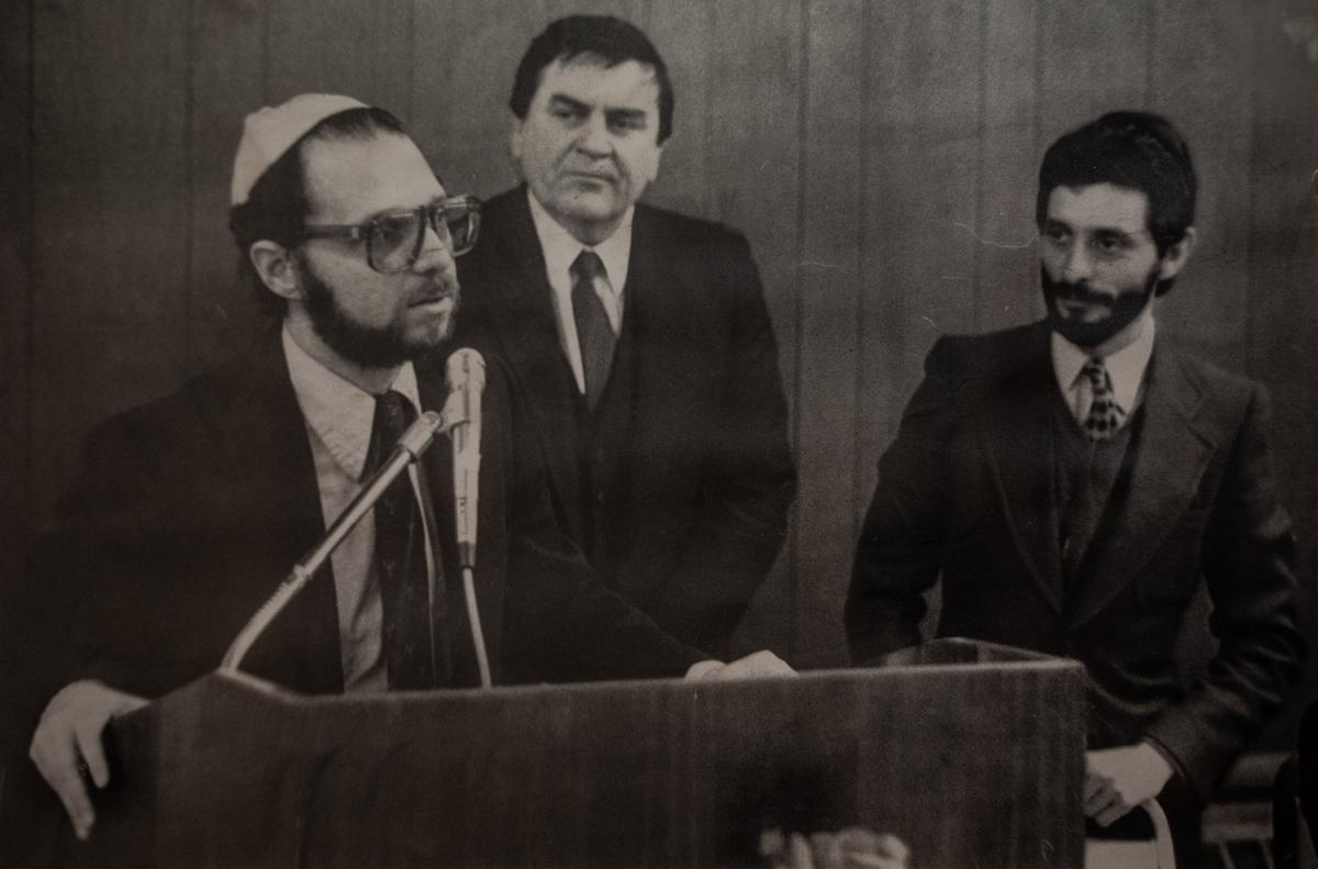 (L-R) Then-chairman Arthur Goldberg, former Jersey City Mayor Thomas F.X. Smith, and then executive director of Committee for the Absorption of Soviet Emigrees Joseph Shneberg, in the mid-1980s. (Courtesy of Arthur Goldberg)