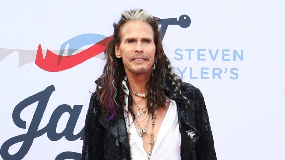 Steven Tyler hosts the 4th Annual GRAMMY Awards Viewing Party to benefit Janie's Fund at Hollywood Palladium in Los Angeles, Calif., on April 3, 2022. (JC Olivera/Getty Images)