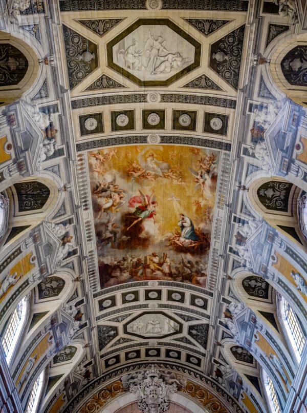 Ceiling painting of the Annunciation, 1784, by Pedro Alexandrino de Carvalho inside the Church of the Italians (Our Lady of Loreto) in Lisbon, Portugal. (Andreas Manessinger/CC BY-SA 2.0)