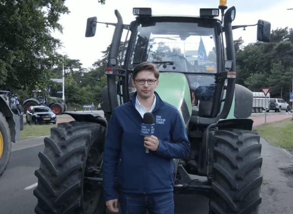 Epoch TV’s Facts Matter host Roman Balmakov covered the farmer protests in the Netherlands, July 2022. (The Epoch Times)