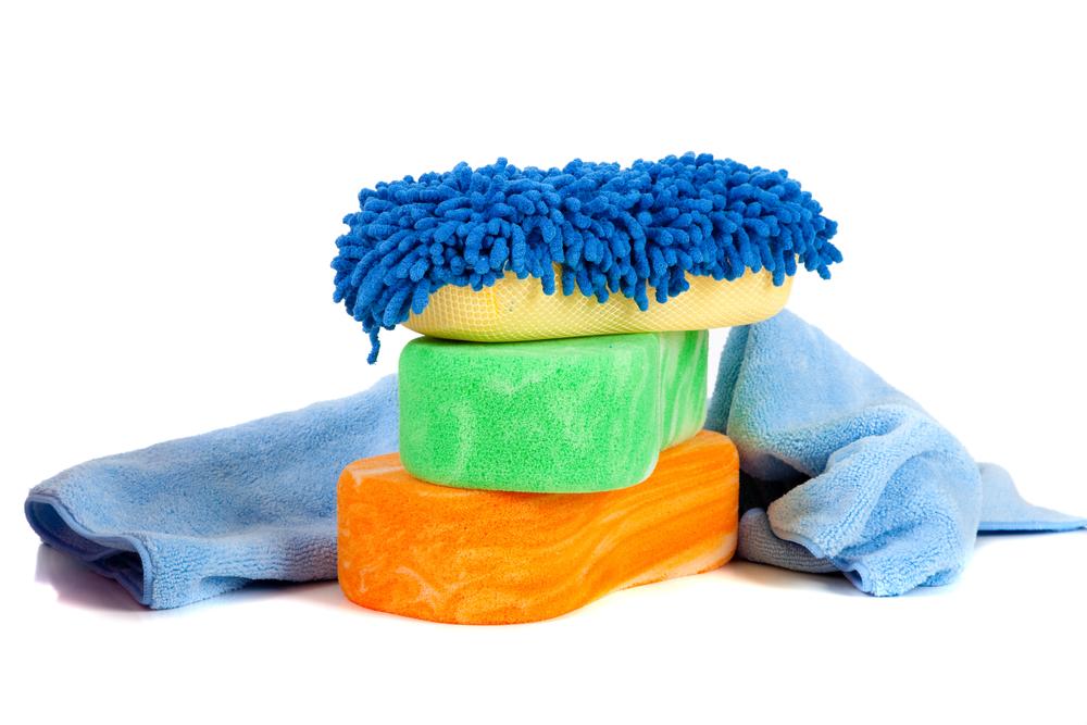 Use two sets of washing and drying tools; one for only painted and glass surfaces, the other only for wheels and tires. (Mike Flippo/Shutterstock)