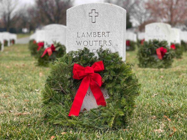 A wreath from Wreaths Across America marks the grave of veteran Lambert Wouters. (Courtesy of Wreaths Across America)