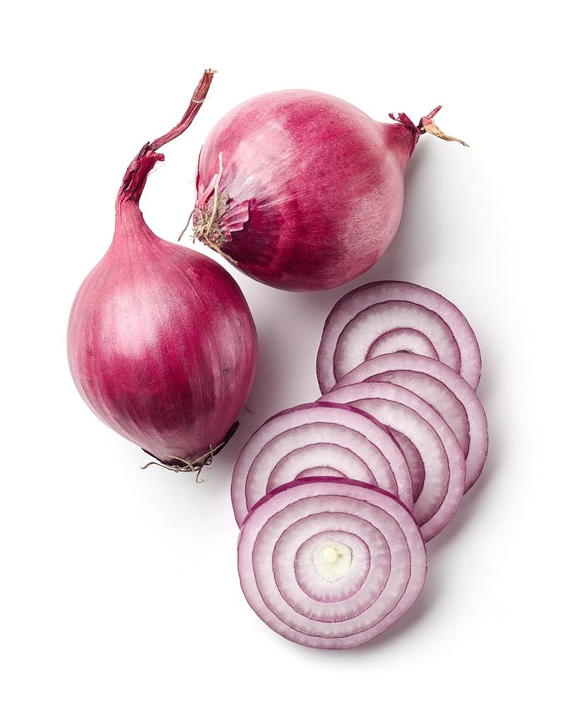 Onions are available year-round, but their harvest season is late summer through fall.(MaraZe/Shutterstock)