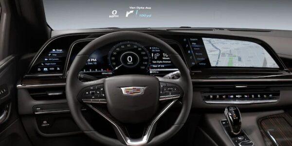 Full-color HUD projected on the windshield. (Courtesy of Cadillac)
