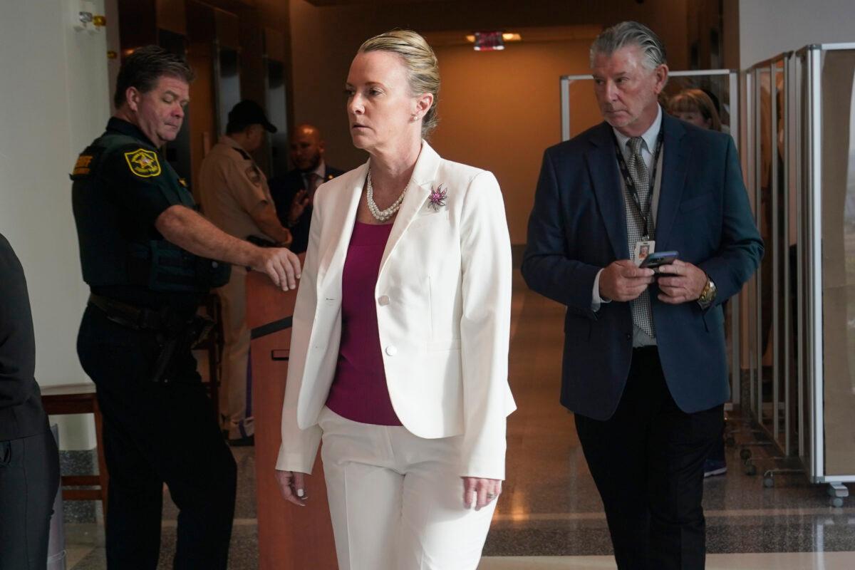 Assistant Public Defender Melisa McNeill enters a courtroom at the Broward County Courthouse in Fort Lauderdale, Fla., on Oct. 11, 2022. (Marta Lavandier/Pool via AP)
