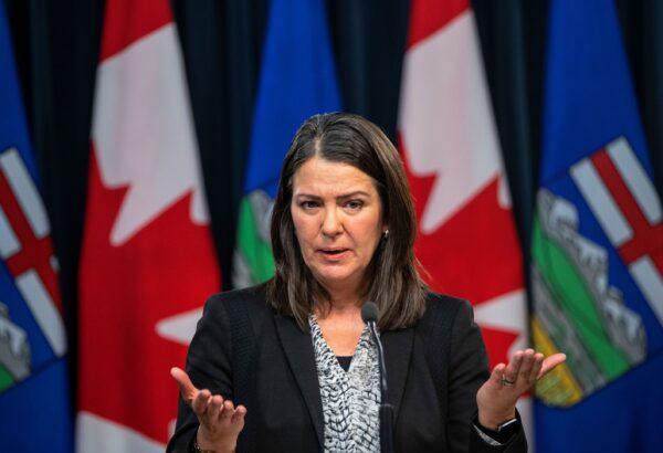 Alberta Premier Danielle Smith holds her first press conference in Edmonton on Oct. 11, 2022. (The Canadian Press/Jason Franson)