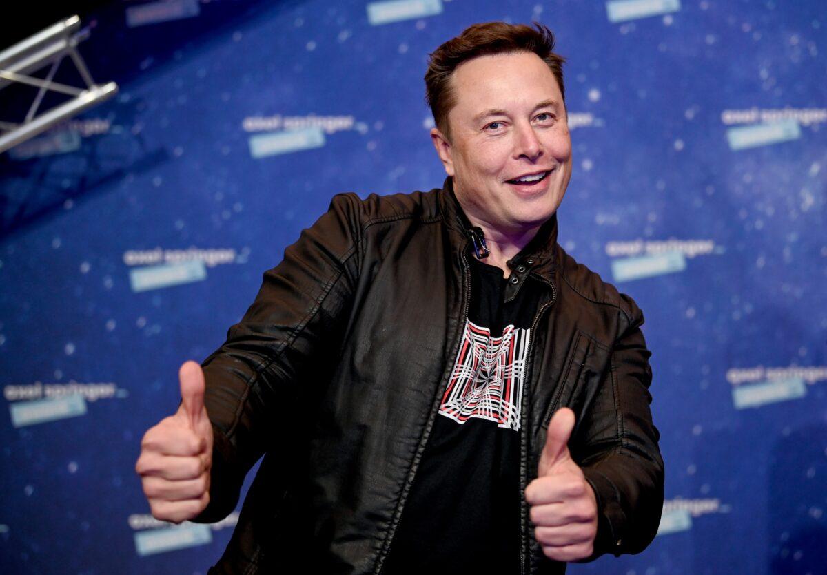 SpaceX owner and Tesla CEO Elon Musk arrives on the red carpet for the Axel Springer Award 2020 in Berlin, Germany, on Dec. 1, 2020. (Britta Pedersen-Pool/Getty Images)