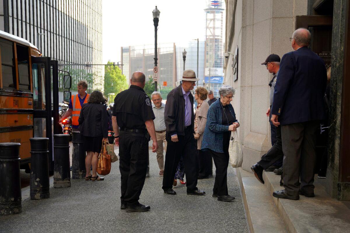 Members of Pittsburgh's Jewish community enter the Federal courthouse in Pittsburgh for the first day of trial for Robert Bowers, the suspect in the 2018 synagogue shooting, in Pittsburgh on May 30, 2023. (Jessie Wardarski/AP Photo)