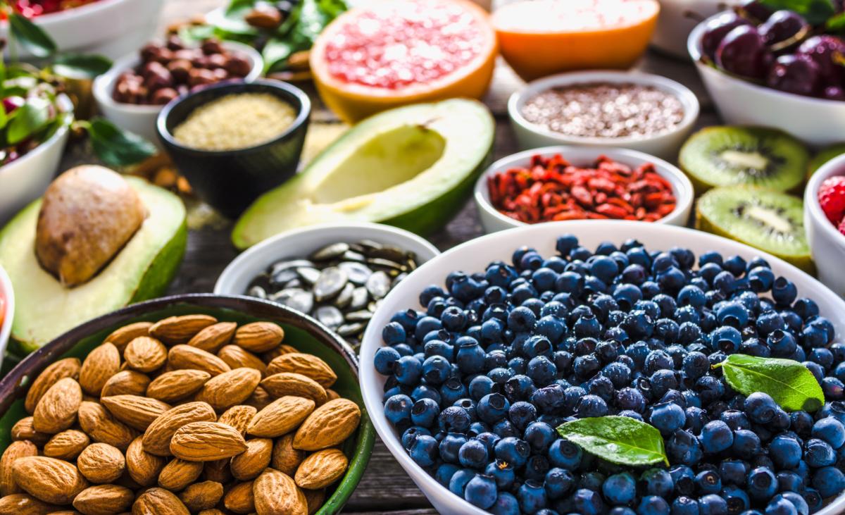Both integrative and functional medicine value a healthy diet for their patients. (alicja neumiler/Shutterstock)