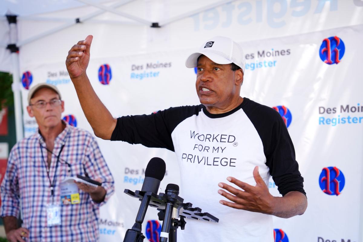 Republican presidential candidate Larry Elder speaks at the Iowa State Fair in Des Moines, Iowa, on Aug. 11, 2023. (Madalina Vasiliu/The Epoch Times)