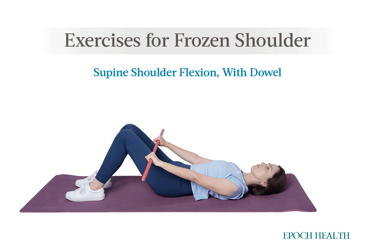 Frozen Shoulder: An Inflammatory Condition and 6 Top Exercises for Relief | USNN World News (Samira Bouaou/The Epoch Times)