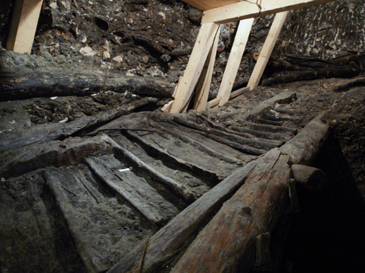 The oldest staircase in Europe. (Andreas W. Rausch - Prähistorische Abteilung des Naturhistorischen Museums Wien/CC BY 3.0)