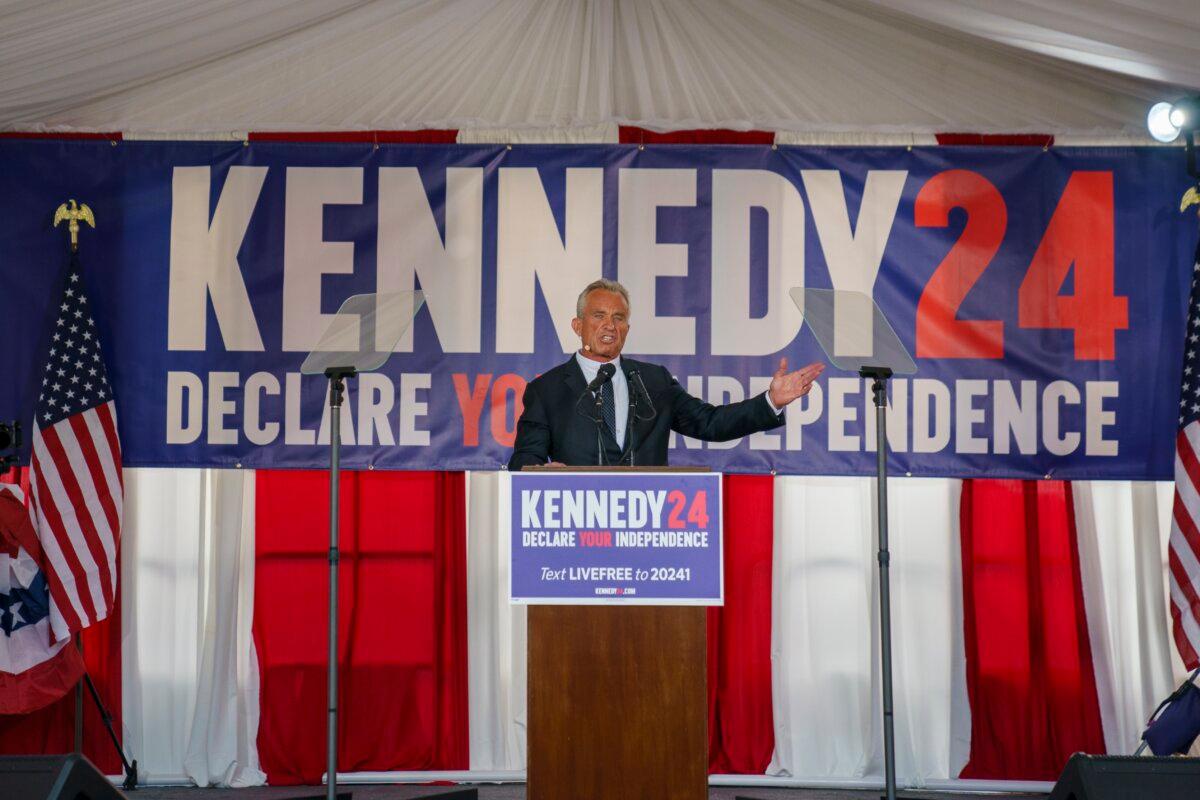 Presidential Candidate Robert F. Kennedy, Jr. makes a campaign announcement at a press conference in Philadelphia on Oct. 9, 2023. (Jessica Kourkounis/Getty Images)
