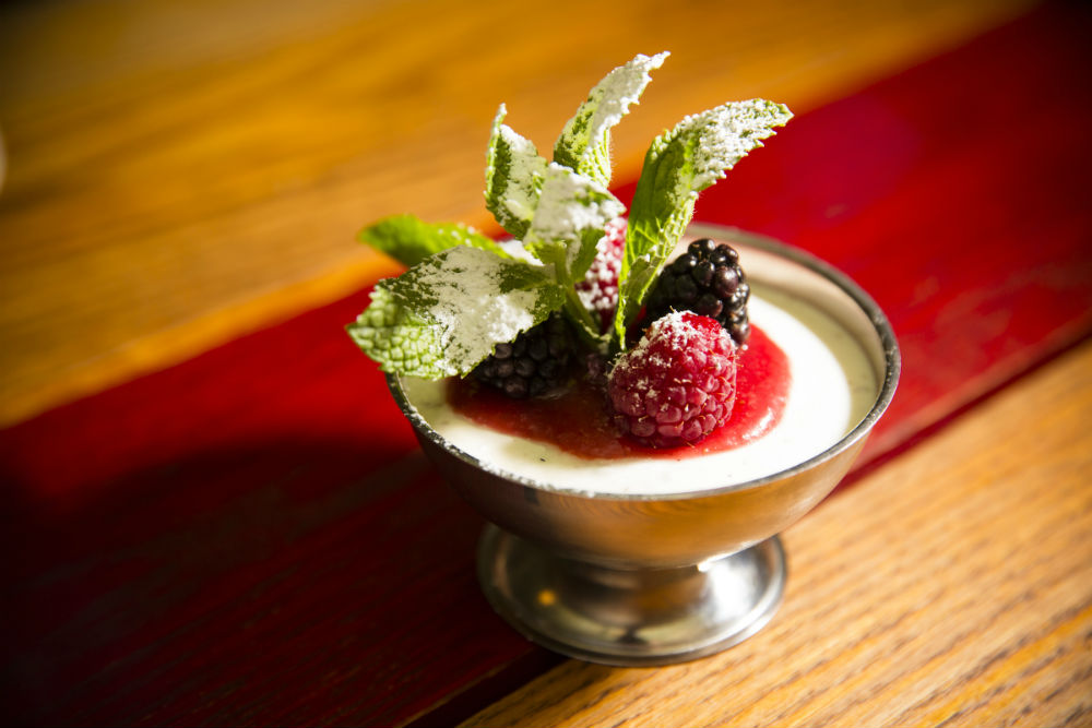 Panna cotta with berries. (Edward Dai/Epoch Times)
