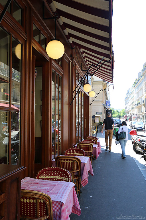 Paris (Beth Williams, BesuDesu Abroad)