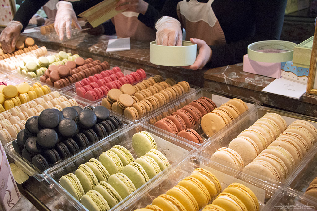 Macarons (Beth Williams, BesuDesu Abroad)