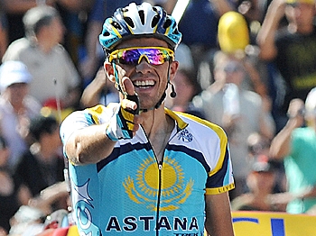 Alberto Contador celebrates winning the stage and also the yellow jersey in Stage Fifteen of the 2009 Tour de France. (Patrick Hertzog/AFP/Getty Images) Alberto Contador celebrates winning the stage and also the yellow jersey in Stage Fifteen of the 2009 Tour de France. (Patrick Hertzog/AFP/Getty Images)