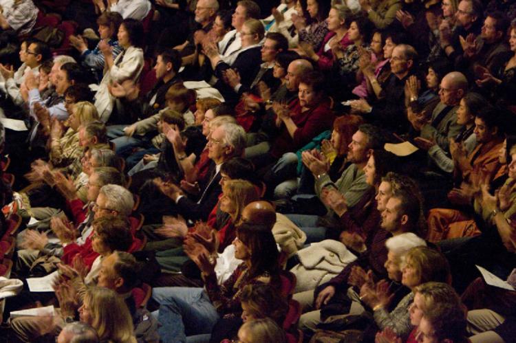 Audience enjoying DPA in Denver. (The Epoch Times)