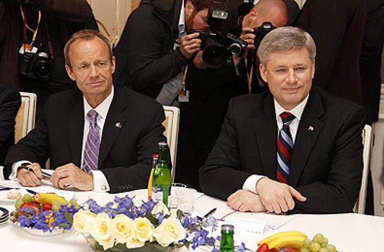 International Trade Minister Stockwell Day and Prime Minister Stephen Harper at the Canada-EU Summit in May 2009 in Prague, Czech Republic, where leaders agreed to launch negotiations toward a Canada-EU comprehensive economic partnership agreement. (Government of Canada)
