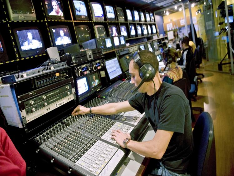 Venezuelan television station GlobovisiÃ�Â³n in Caracas. GlobovisiÃ�Â³n is the only television station left in Venezuela to be openly critical of the government. Venezuelan President, Hugo Chavez, announced on July 20 that the government has taken over 48.5 o (Miguel Gutierrez/AFP/Getty Images)