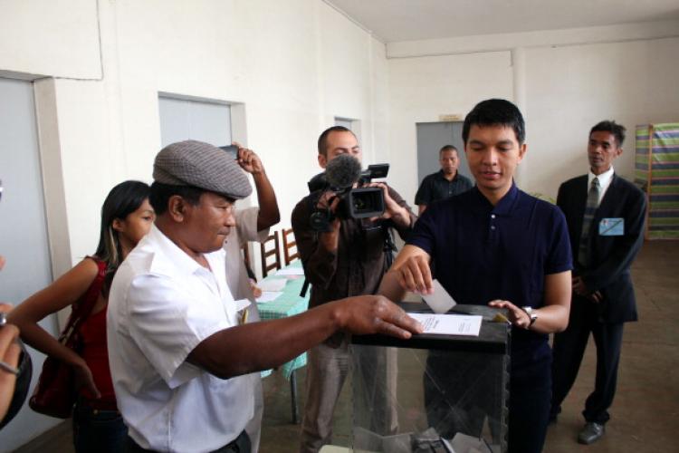 Andry Rajoelina casts his vote at a local polling station in Antananarivo on Nov. 17, 2010. (Roberto Schmidt/AFP/Getty Images)