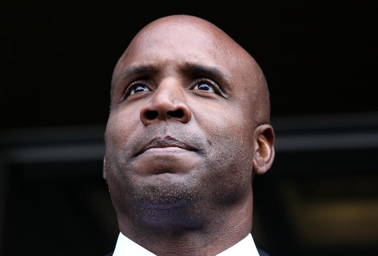 Former Major League Baseball player Barry Bonds leaves federal court on April 13, 2011 in San Francisco, California. (Justin Sullivan/Getty Images)