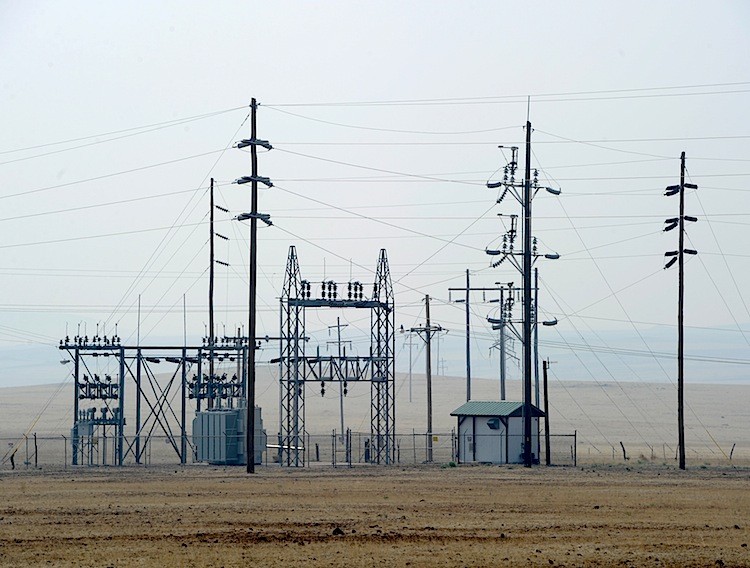 An electrical grid in Springerville, Arizona, on June 9. (Kevork Djansezian/Getty Images)