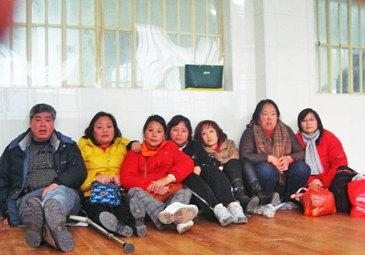 Hundreds of petitioners held in black jail during the 2012 Shanghai City's meetings