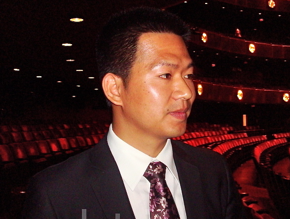  Mr. Guo attends Shen Yun