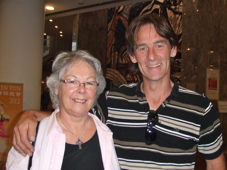 Caroline Sutherland and her son at Shen Yun