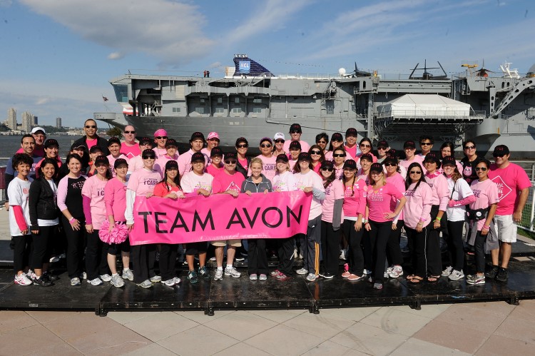 Team Avon, with Reese Witherspoon in the center, at the Avon Walk for Breast Cancer New York on Oct. 16 in New York City. (Dimitrios Kambouris/Getty Images )
