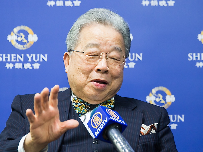 Former Minister of the Department of Health, Shih Chun-jen, attends Shen Yun