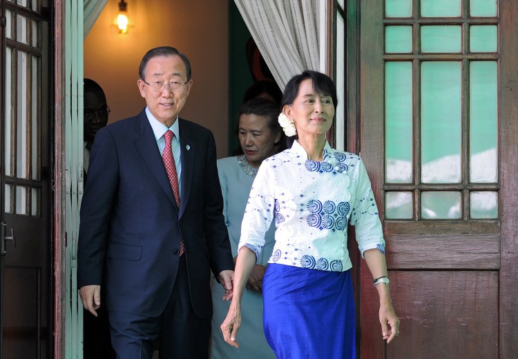 United Nations Secretary General Ban Ki-moon and Burmese opposition leader Aung San Suu Ky
