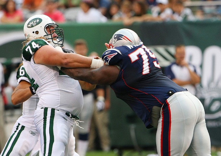 Center Nick Mangold locks up with New England's Vince Wilfork last September in a 28-14 win over their rivals. His return will be paramount to their success Sunday. (Al Bello/Getty Images)
