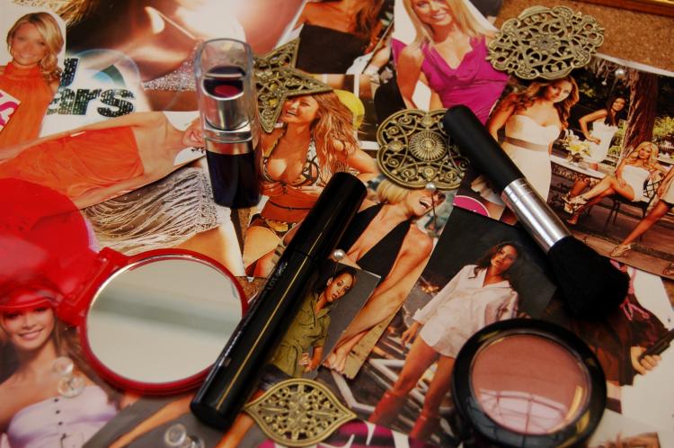 SIFTING THROUGH THE CHOICES: As educated consumers we can feel good about our purchases. (The Epoch Times) SIFTING THROUGH THE CHOICES: As educated consumers we can feel good about our purchases. (The Epoch Times)