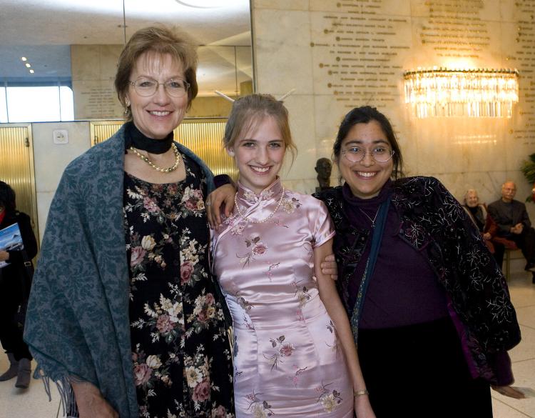 Ms. Mackey at the Music Center in downtown Los Angeles on Feb. 7 with her mother and aunt. (Ji Yuan/The Epoch Times)