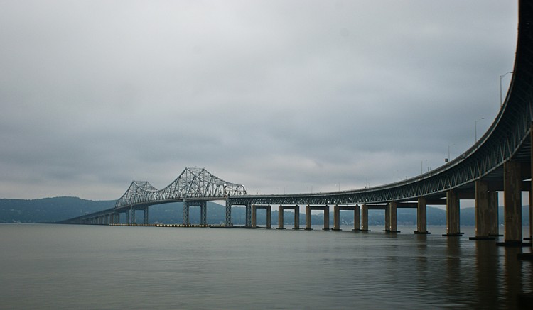 A view of the Tappan Zee Bridge on July 28, 2012. (Catherine Yang/The Epoch Times)