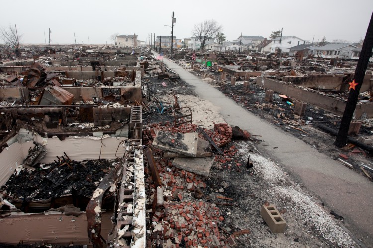 The Breezy Point neighborhood in Queens, New York, on Jan. 16, where at least 125 houses got burned during Hurricane Sandy. (Samira Bouaou/The Epoch Times)